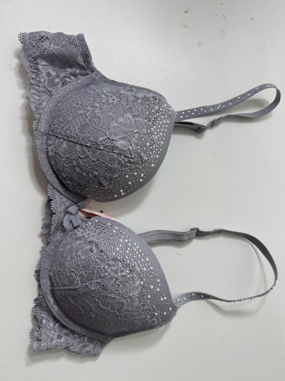 Victoria's Secret Push Up Bra with pearls and crystals size 34A NWOT